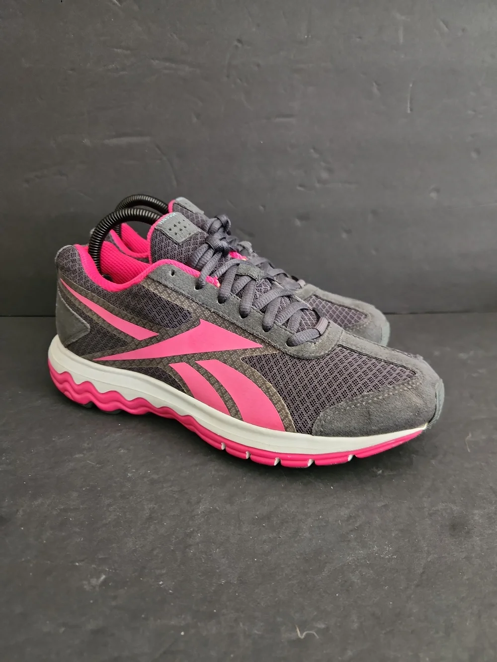 Reebok Fuel Foam Gray/Pink Womens Size 8.5 Running Shoes